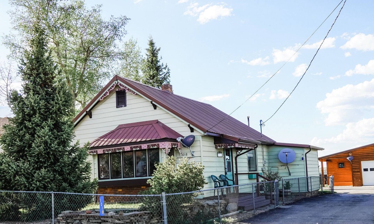 Walden House | Home away from town but in town