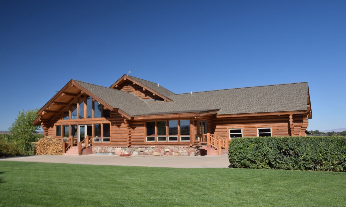 Lazear House | Horns Family Farm Olathe, Colorado