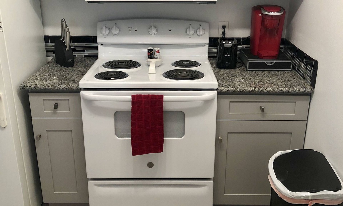 Rustic Hills Condo | Immaculate cute condo in the beautiful mountainous town of Colorado Springs