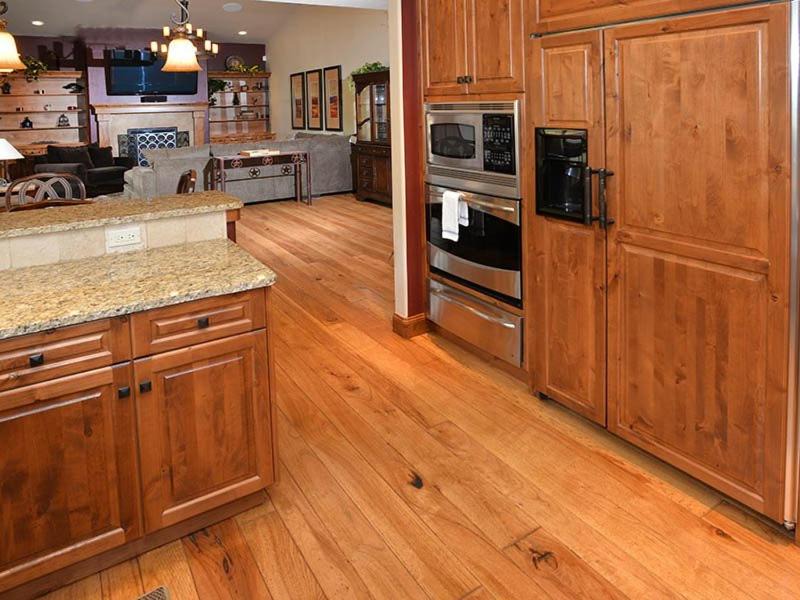 Intermountain House | Intermountain Chalet Cabin