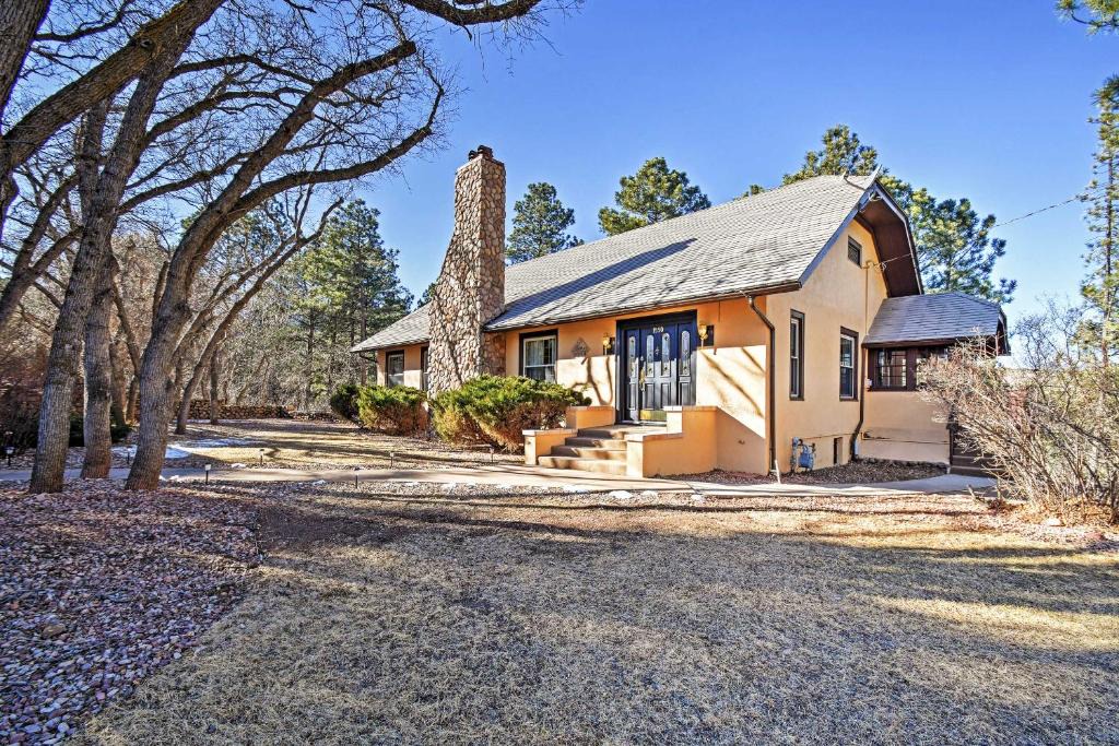 Broadmoor House | Inviting Colorado Springs House with Spacious Deck!