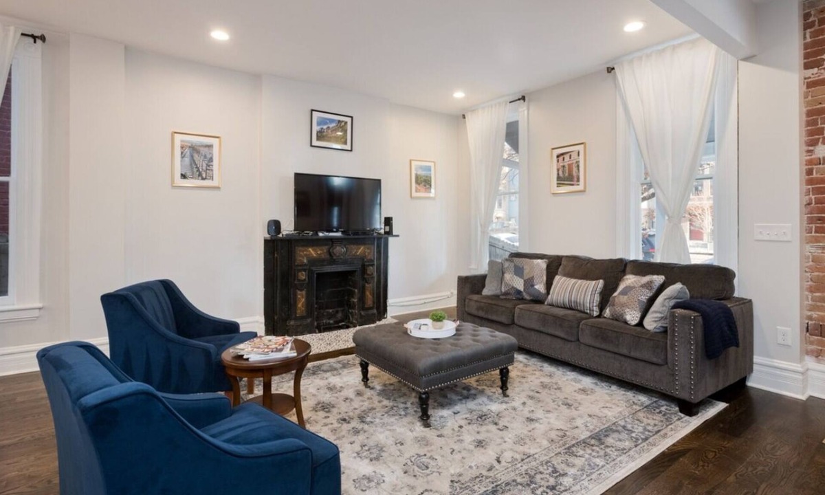 Ballpark House | Inviting home near the heart of Downtown and Rino