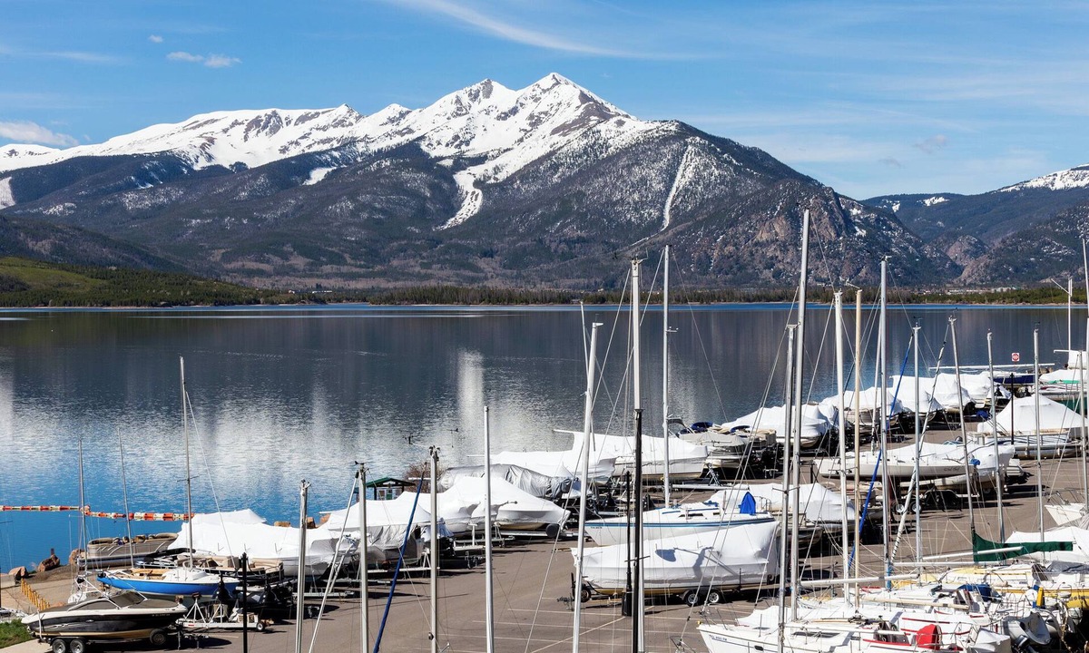 Dillon Apartment | Lake Cliffe #307, Building A