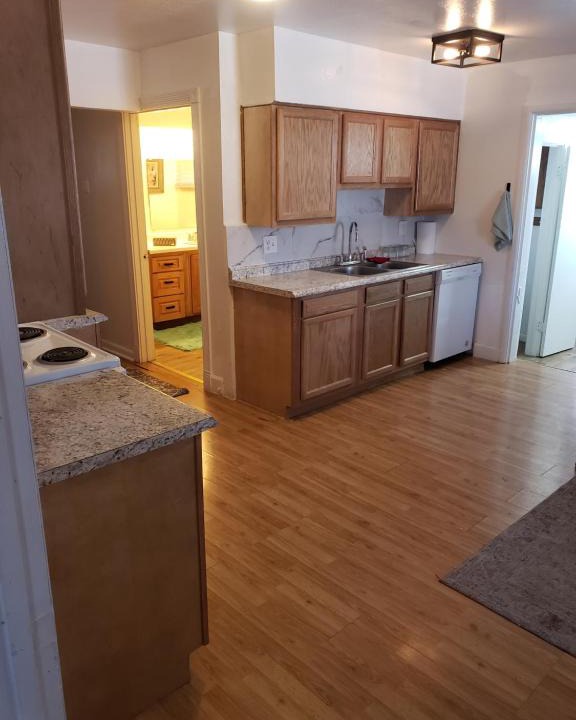 Eiber House | Lakewood Suburban House