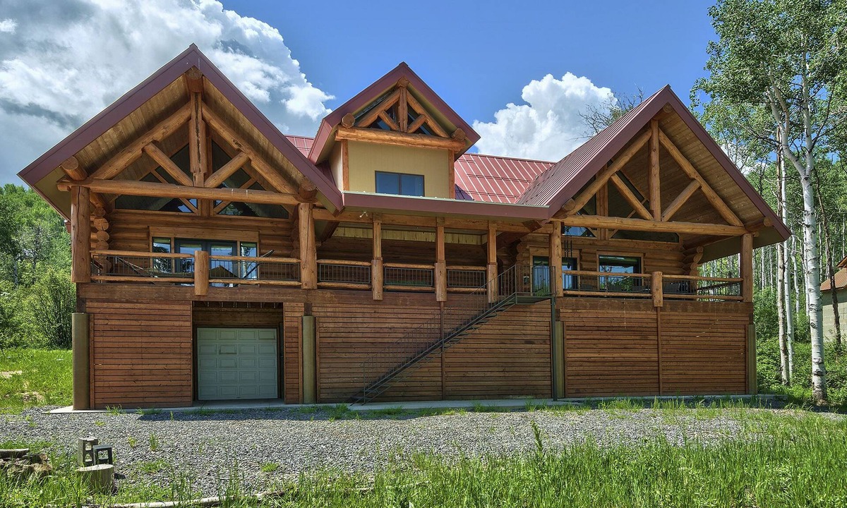 Collbran Cabin | Large Vega Lake Colorado REAL LOG CABIN