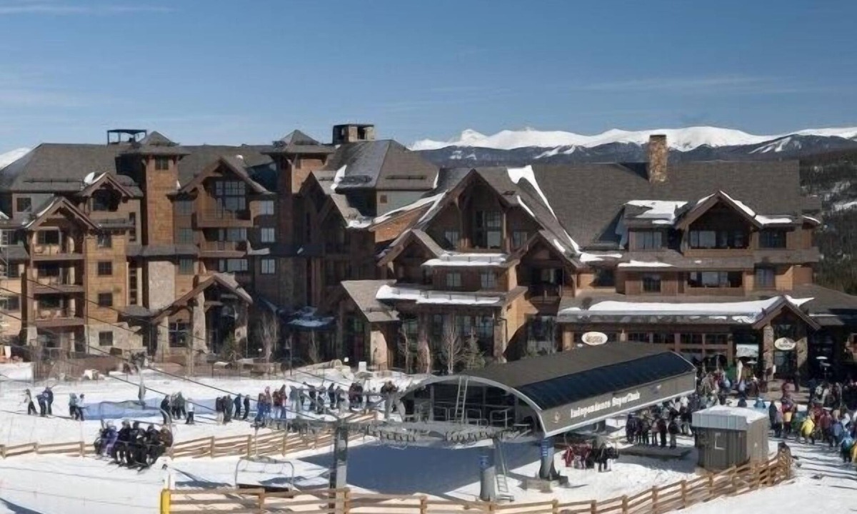 Breckenridge Condo | Liftside! ski in - ski out! Base, Peak 7! Suite!