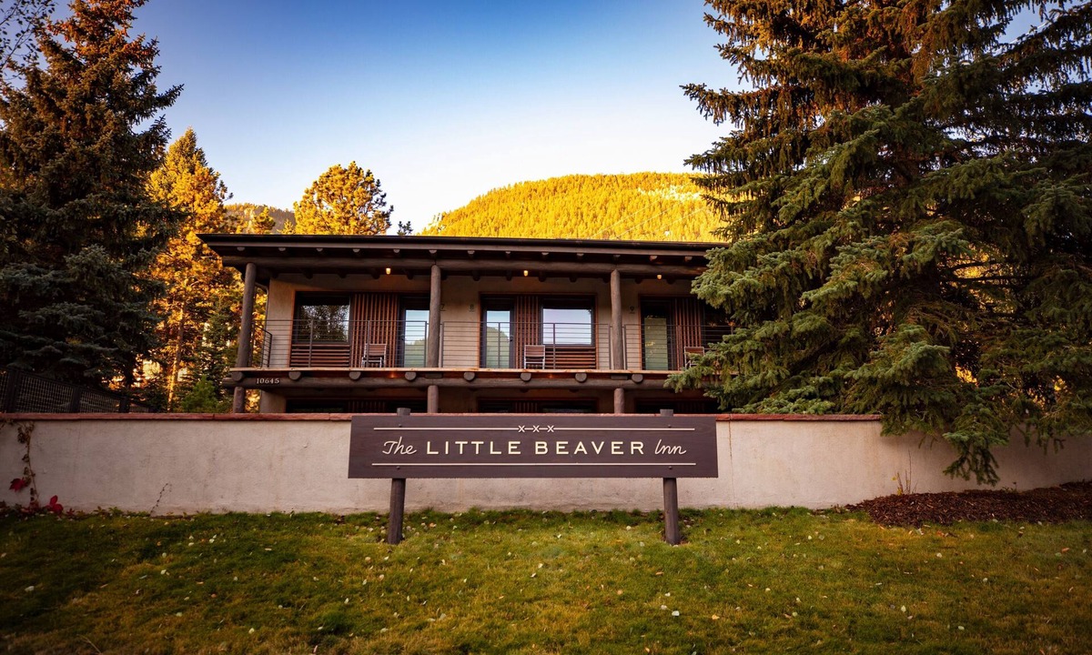 Green Mountain Falls House | Little Beaver Inn