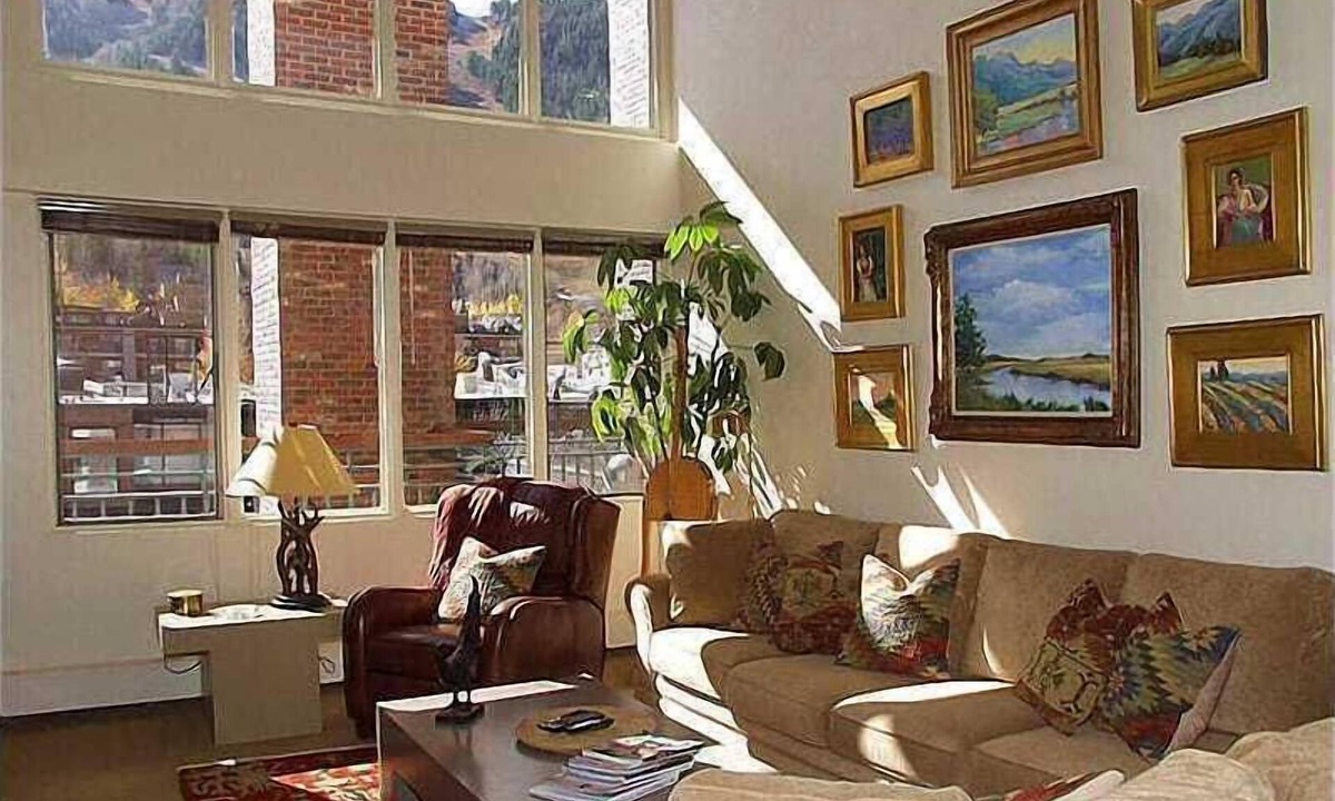 Aspen Condo | Location! Location! Location! Outstanding Views of Ajax (203040-6863)