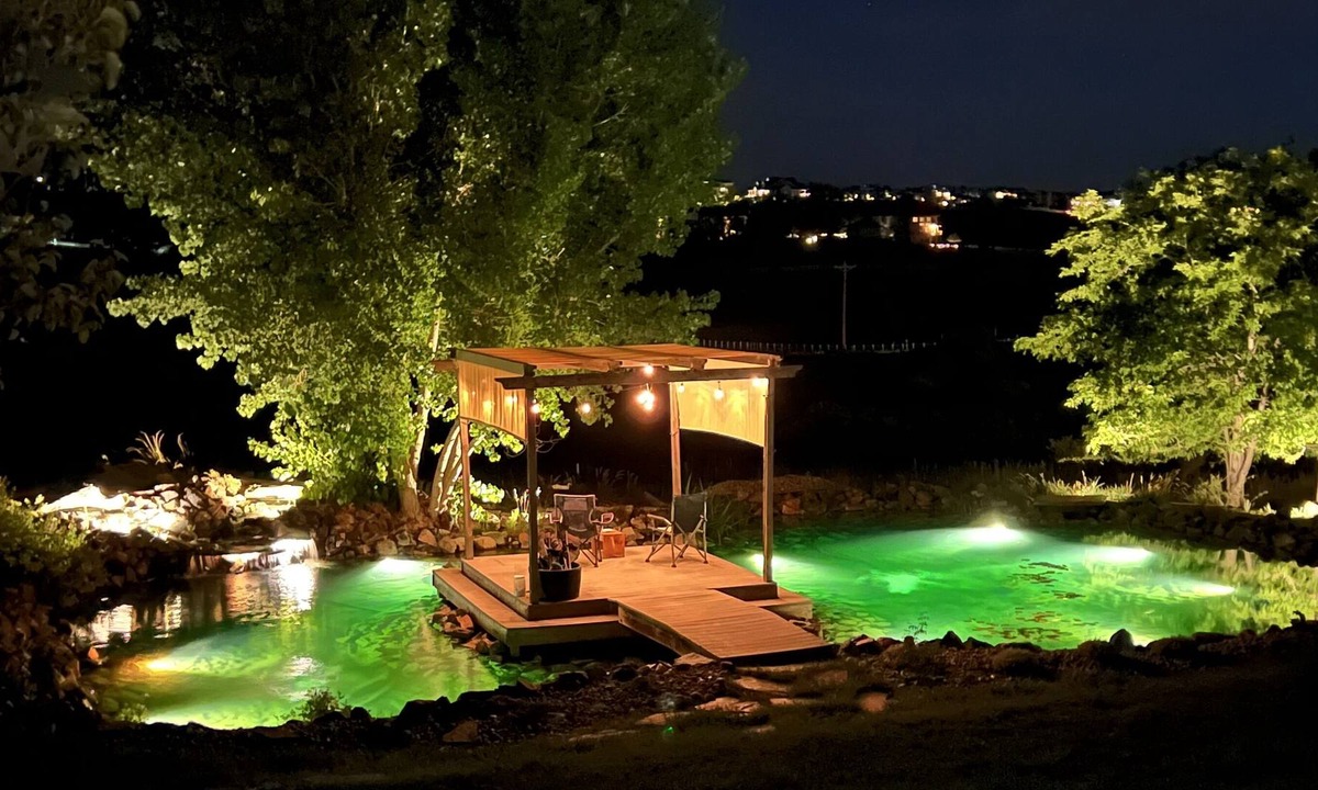 Parker House | Log Home with Mountain Views, Seasonal Pool and Pond