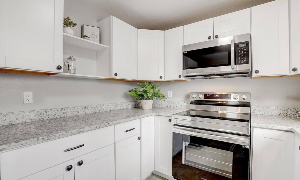 East Colfax House | Lovely 3-bedroom house in Denver