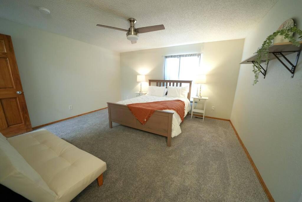 North Central Westminster House | Lovely 3Bdr/3Bath home with garage parking