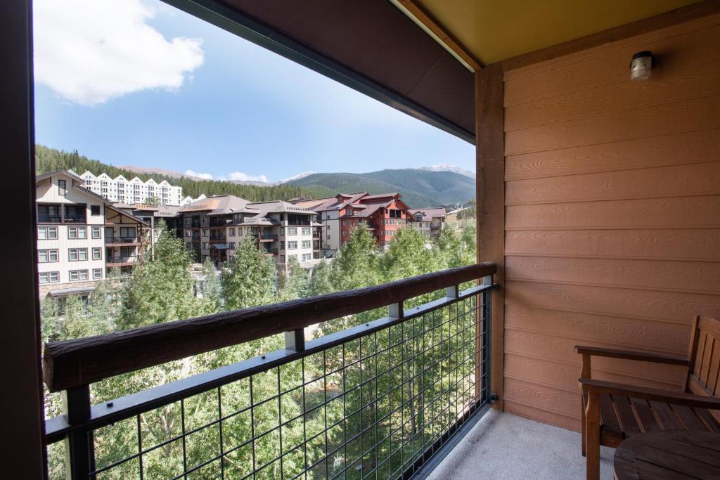 Winter Park Apartment | Lovely Zephyr Mountain Lodge condo with Continental Divide and Village Views condo