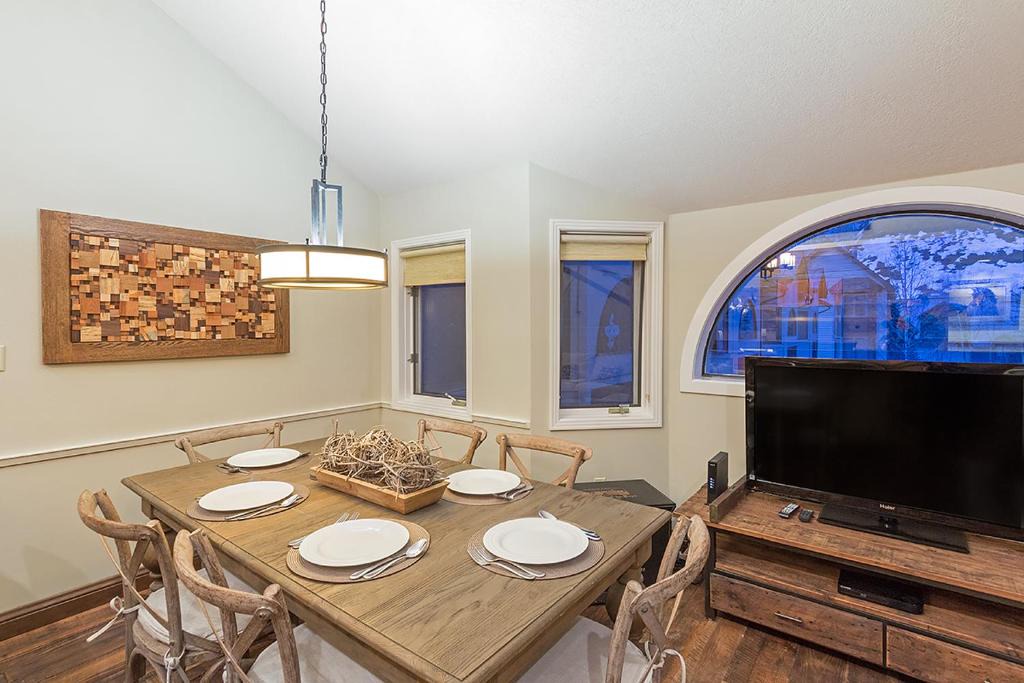 Telluride Apartment | Lulu 6P - A Sophisticated Condo