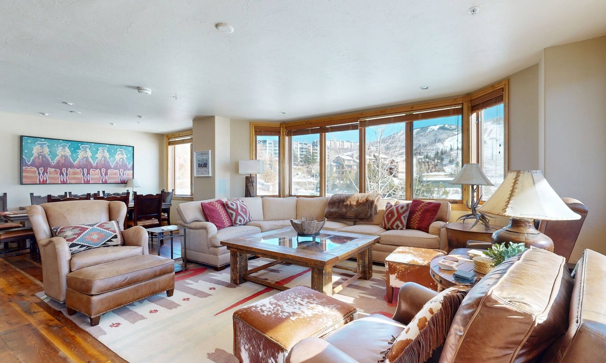 Steamboat Springs Condo | Luxurious lodging within walking distance of slopes w/shared pool/hot tub