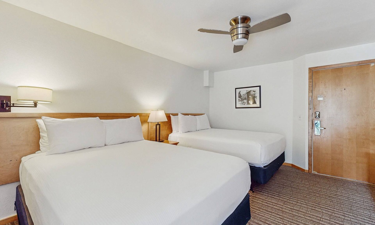 West End Cabin | Main Street stay - pool & hot tub - walk to lifts, dog-friendly, balcony