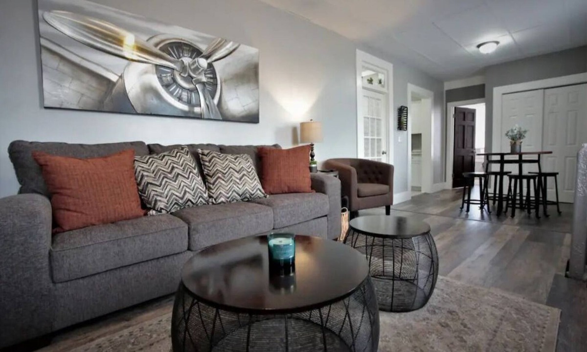 Manitou Springs Apartment | Manitou Apartment 2A