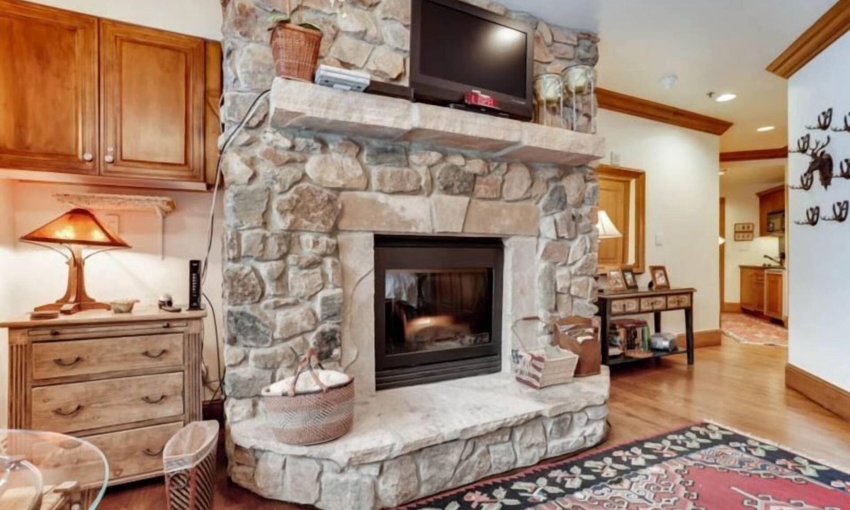 Mccoy Peak Lodge | Highlands Townhomes