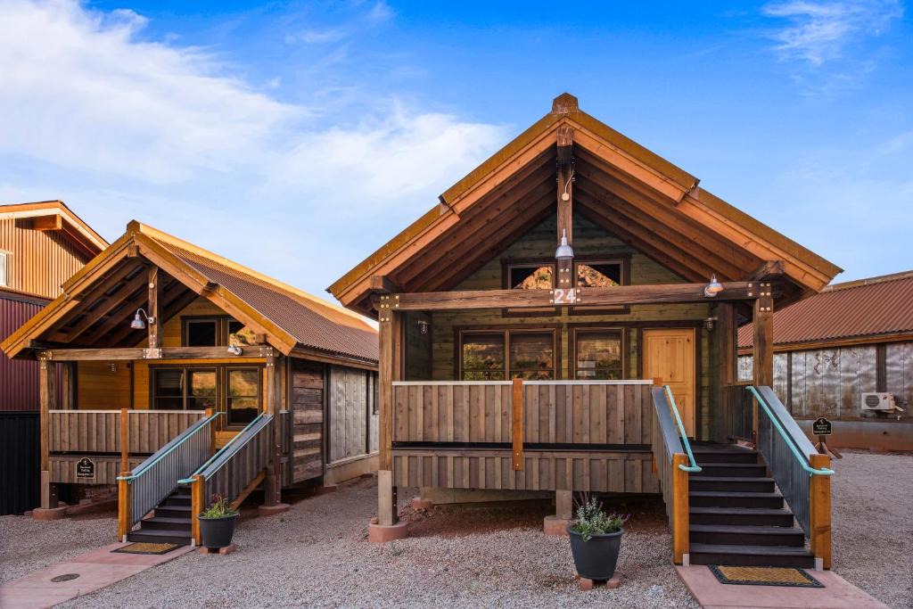 Moab Hotel | Moab Springs Ranch