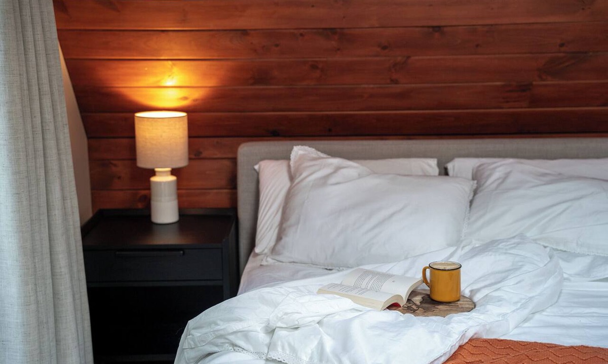 Haliburton Ski Chalet | Modern A-Frame Retreat -Sauna, Hot Tub, Haliburton
