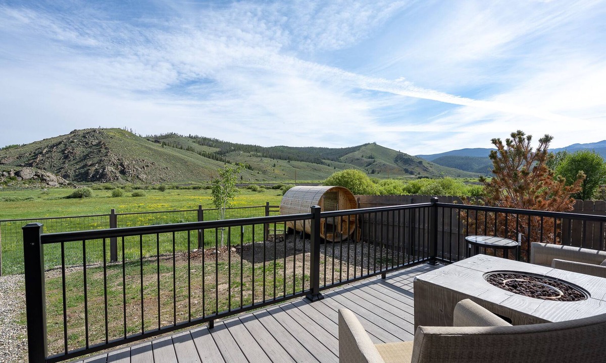 Tabernash House | Modern Home w/Great Private Views, Hot Tub & Sauna