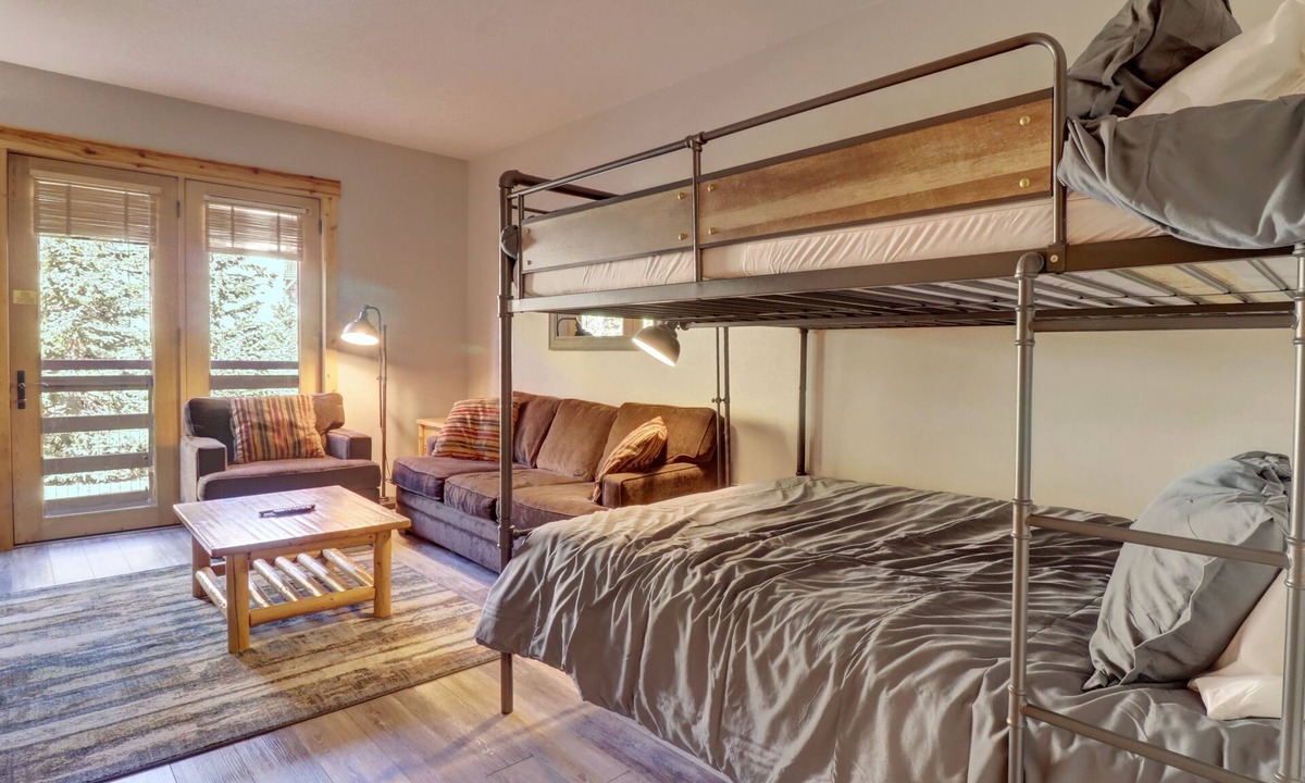Tucker Mtn Lodge | Copper Mountain Village