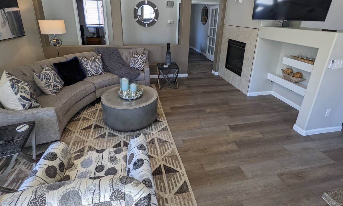 Gleneagle House | Modern House 5 Minutes Away From USAFA Short term or Long term rental!