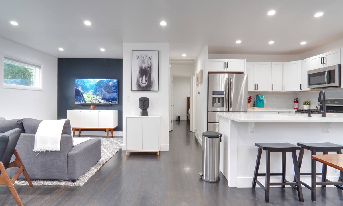 Mar Lee House | Modern Minimalist Denver Home