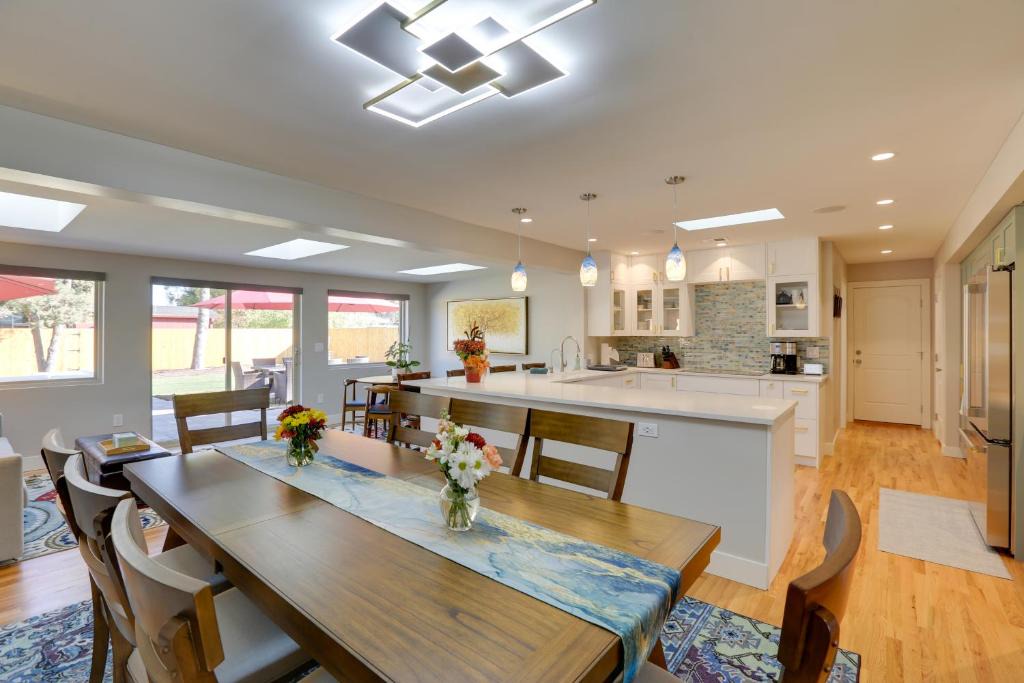 Barths House | Modern Wheat Ridge Home with Private Hot Tub and Sauna