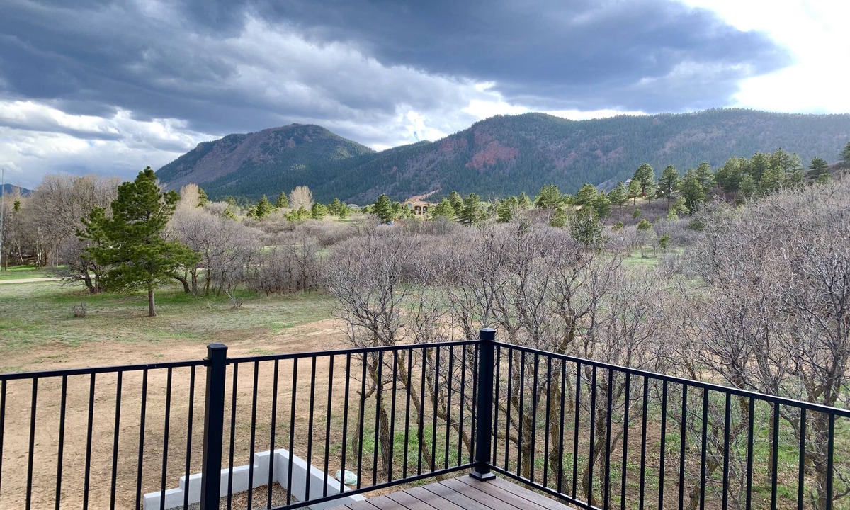 Monument House | Monument- mountain views 15 minutes from USAFA North Gate entrance