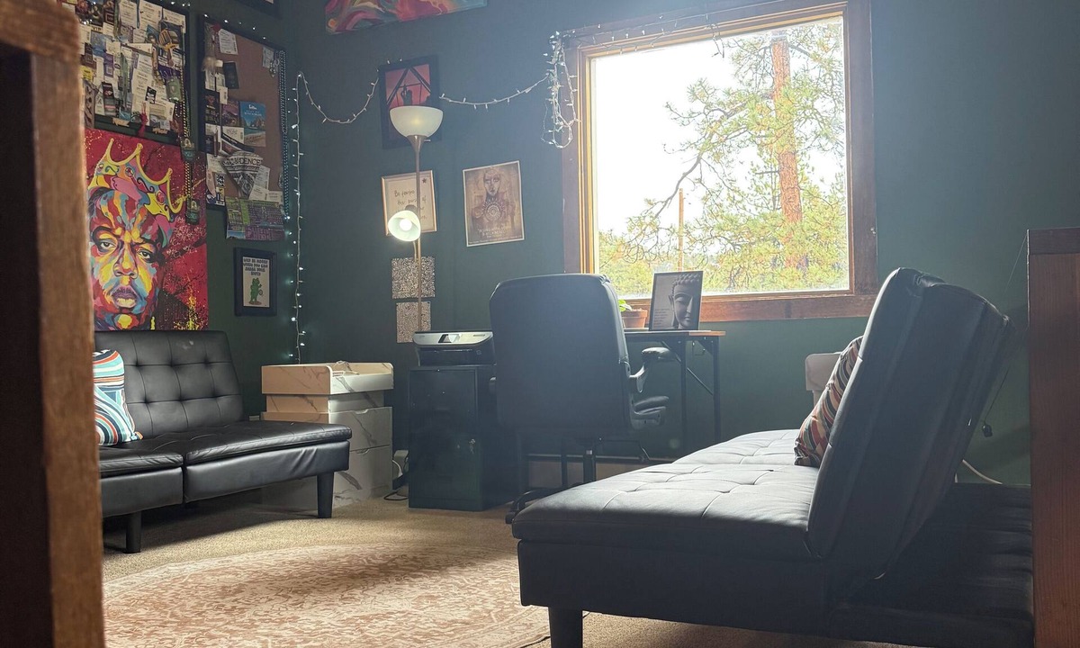 Pine House | Mountain Getaway Near Red Rocks