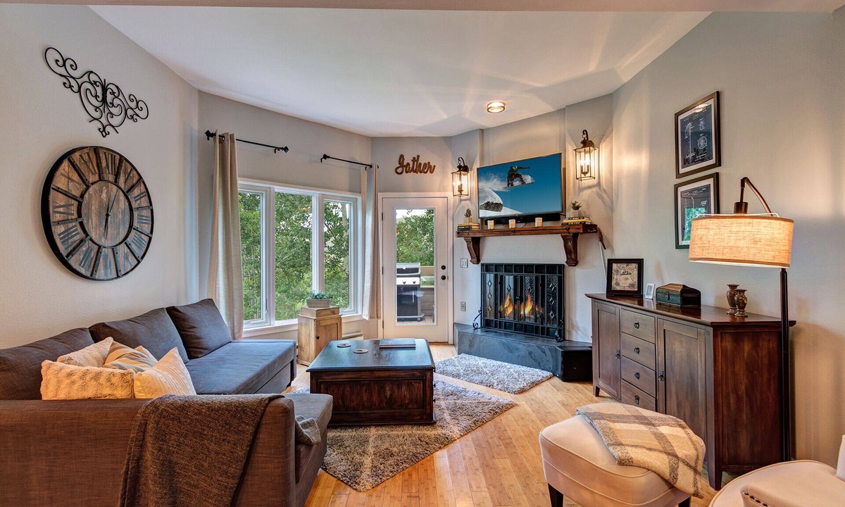 Eagle-Vail Condo | Mountain Modern Condo on EagleVail Golf Course near Vail and Beaver Creek