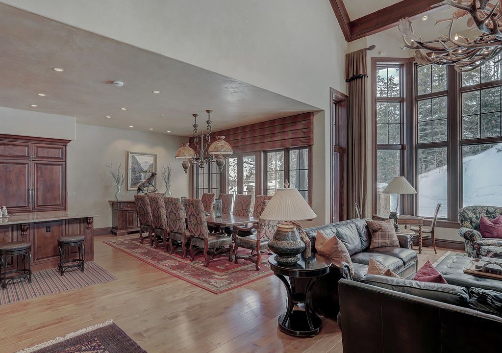 Village Walk House | Mountain Side Luxury - Village Walk Home- Ski-in/Ski-out
