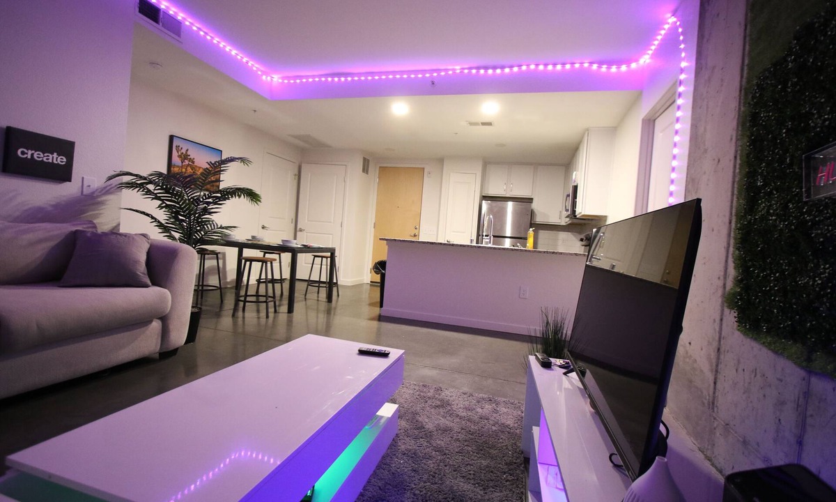 Baker Apartment | Mountain View Apartment Near Downtown Denver