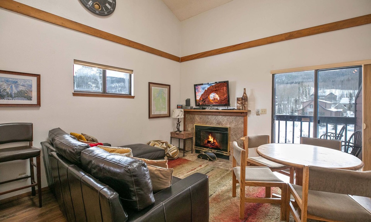 Frisco Condo | Mountainside Alpineview Condo: Nice Year-Round Location