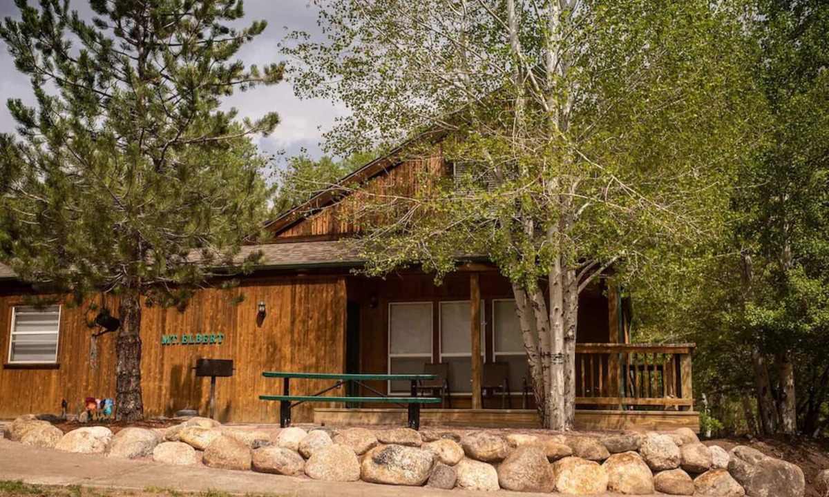 Salida Ski Chalet | Mt. Elbert Chalet at Creekside Chalets