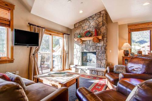 Mount Victoria Lodge | Frisco
