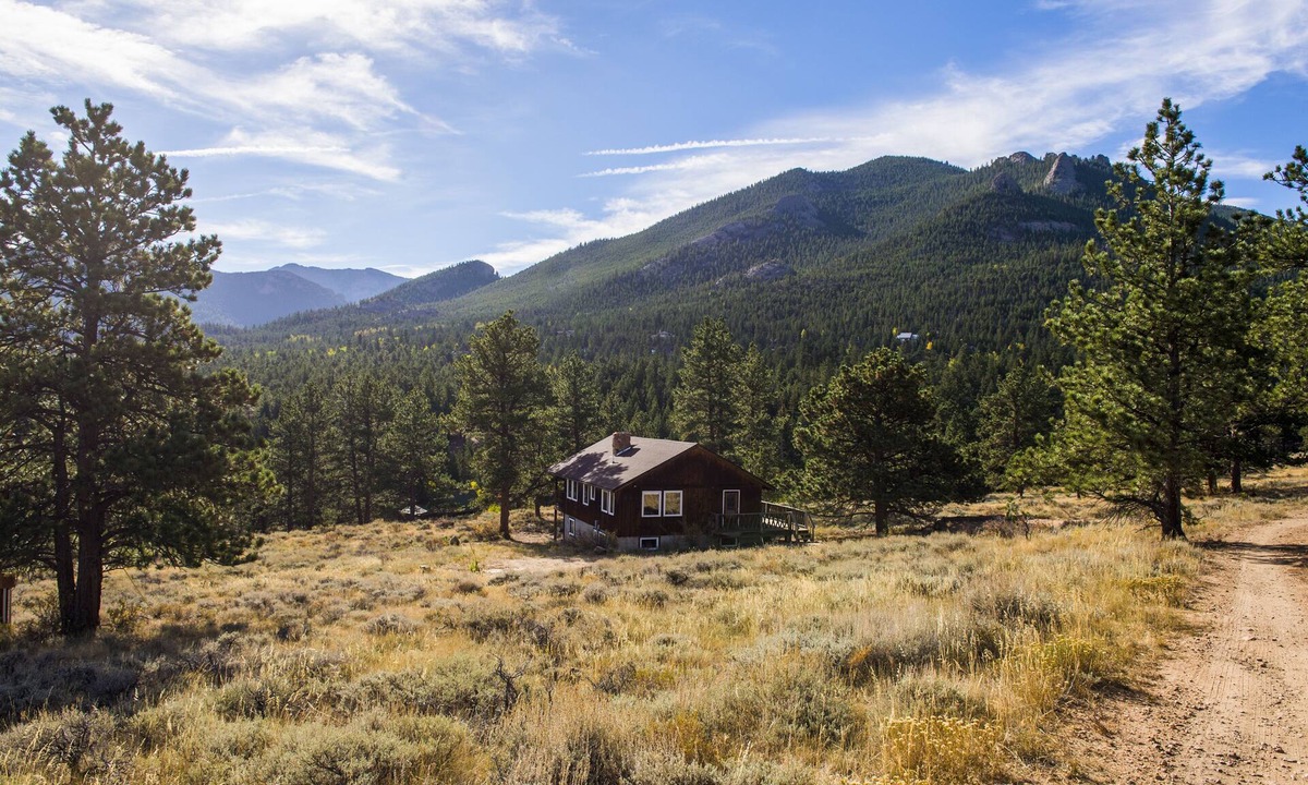 Estes Park House | Neighbors Rocky Mountain NP/YMCA of the Rockies/WiFi/Spacious/baby friendly
