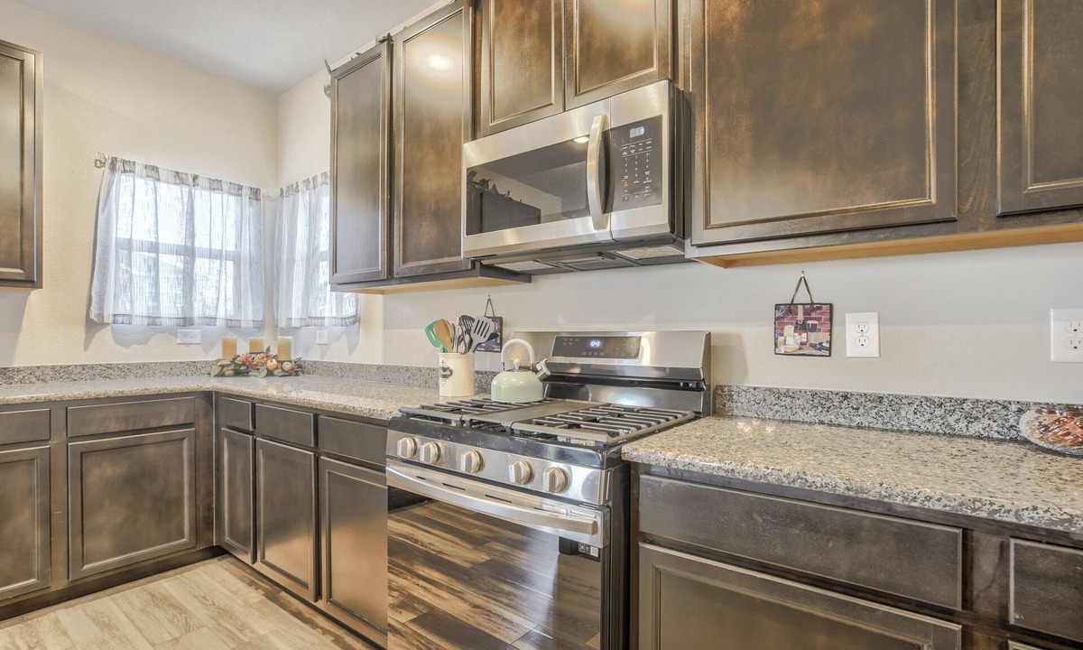 Security-Widefield House | New Build-Fireplace-near to Military Installation