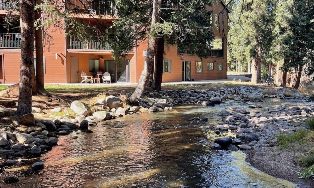 Old Town Condo | New Ground Level Riverfront Suite - Walk to Village!