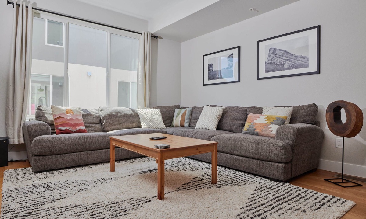 Sun Valley House | New Modern 3-Bedroom in Sloan's Lake. 5 minutes to downtown!