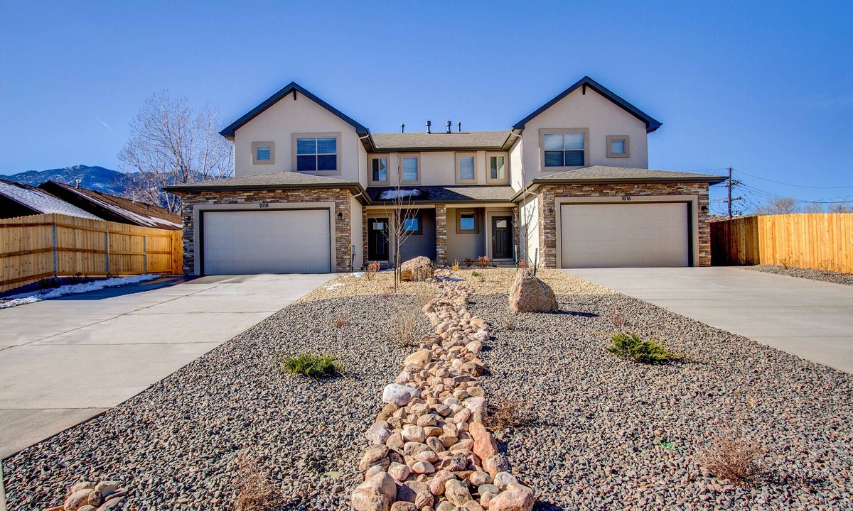 Colorado Springs House | NEW Westside Luxury: 5 min to Garden of the Gods, Manitou, Old Colorado City