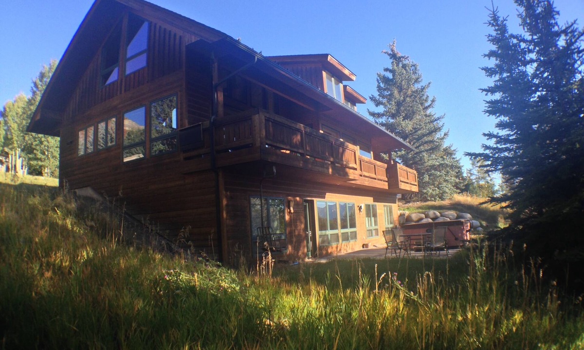 Snowmass Village House | Newhard Chalet-Great for Groups Families/Friends Going to Races, Fests, Weddings