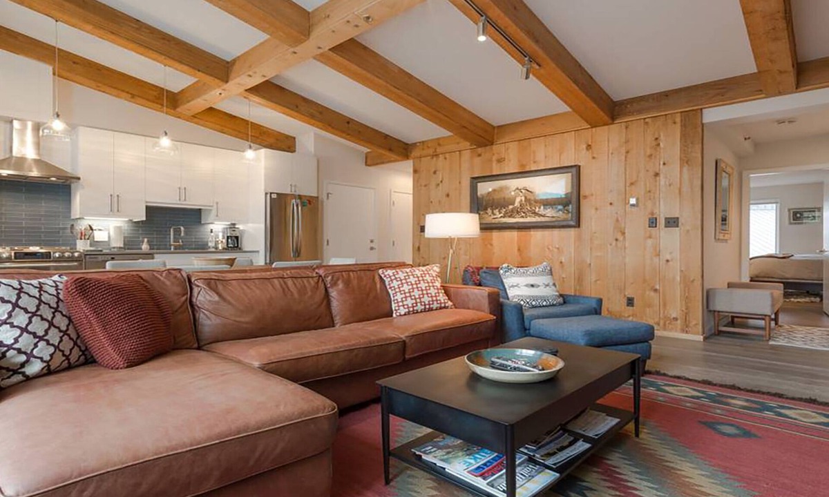 Vail Condo | NEWLY RENOVATED!-Mountainside Modern Penthouse Lodge-Lionshead Village Vail, Co
