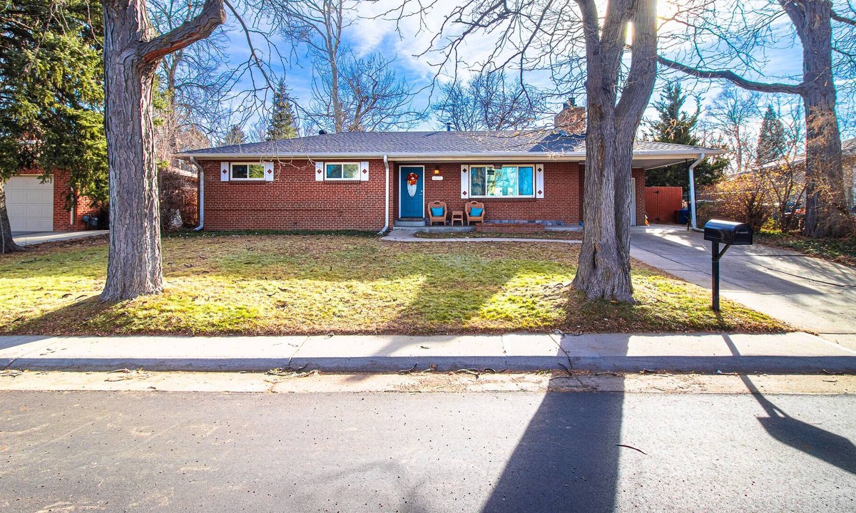 North Alameda House | O'Kane Park Retreat, Lakewood, CO