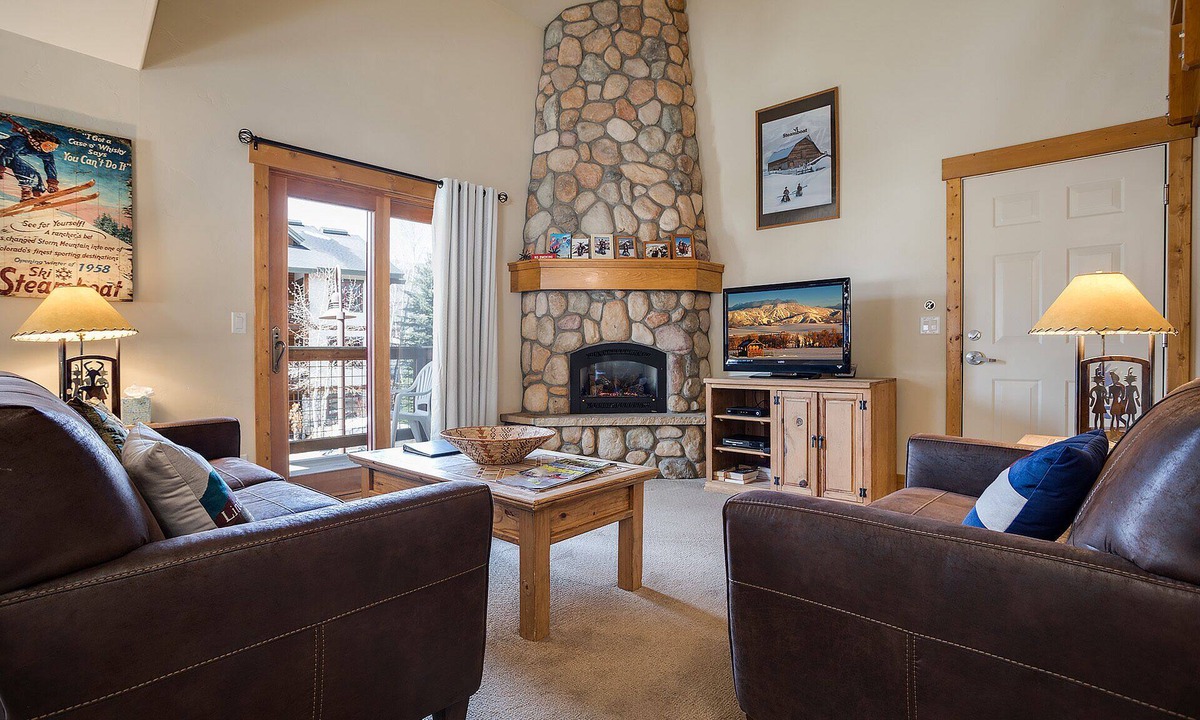 Steamboat Springs Condo | O1206 | Walk to Grocery Store | Free City Bus | Hot Tub