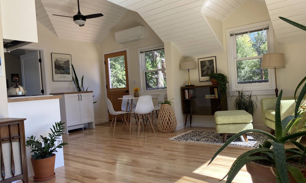 Martinez Park Apartment | Old Town Oasis - the perfect 30 day stay