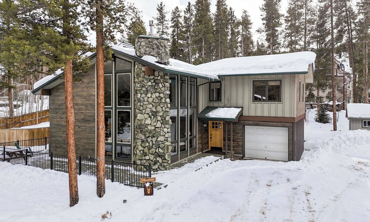 Warrior's Mark House | One mile to town/gondola, free shuttle route, 3 King beds