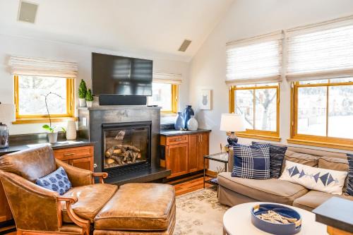 Telluride House | Owl Meadows