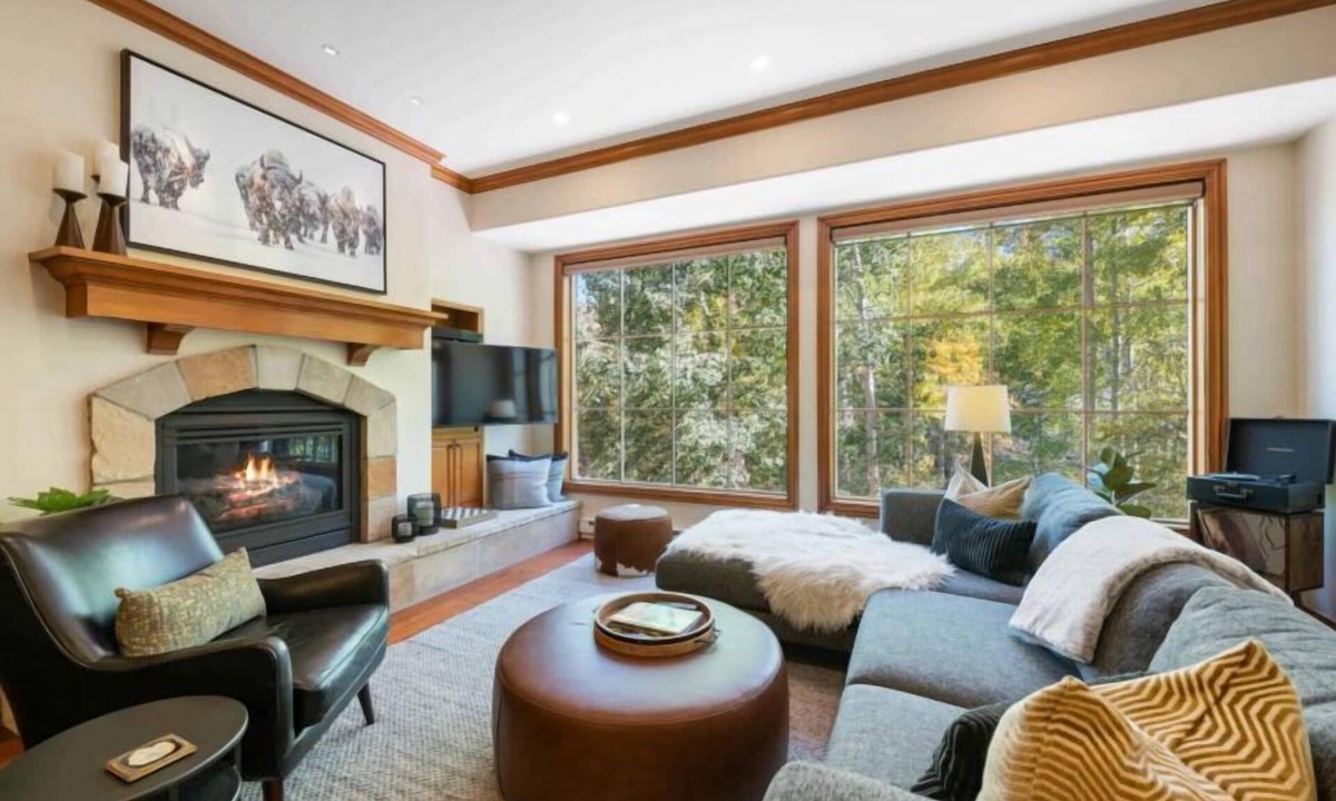 Beaver Creek Condo | Oxford Court 207 - 2 Bedroom plus Den Residence