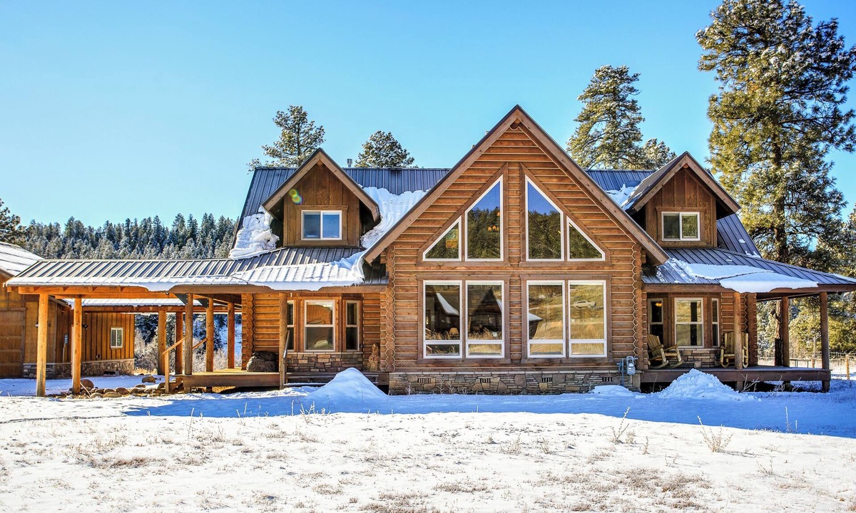San Juan River Village Cabin | Pagosa Springs BearPaw LogCabin 4Bed/4Bath/HOT TUB